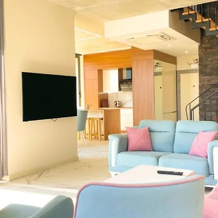 Villa W Pool Jacuzzi 5 Min To Marina In Antalya
