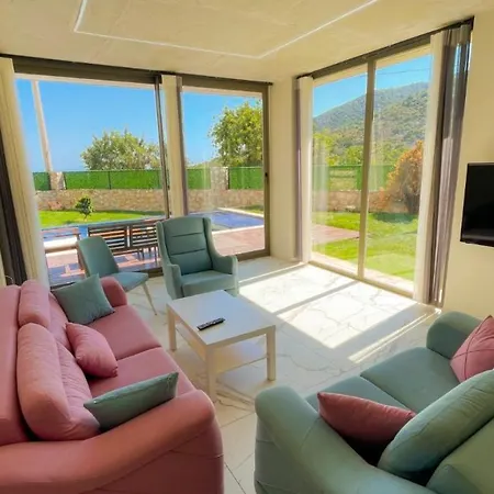 Villa W Pool Jacuzzi 5 Min To Marina In Antalya *