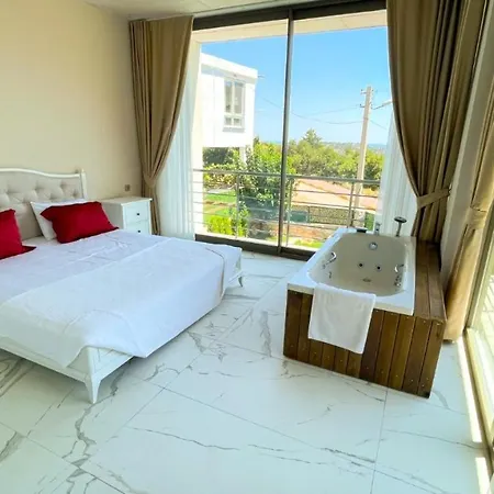 W Pool Jacuzzi 5 Min To Marina In Antalya Villa *