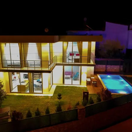 W Pool Jacuzzi 5 Min To Marina In Antalya Villa Finike